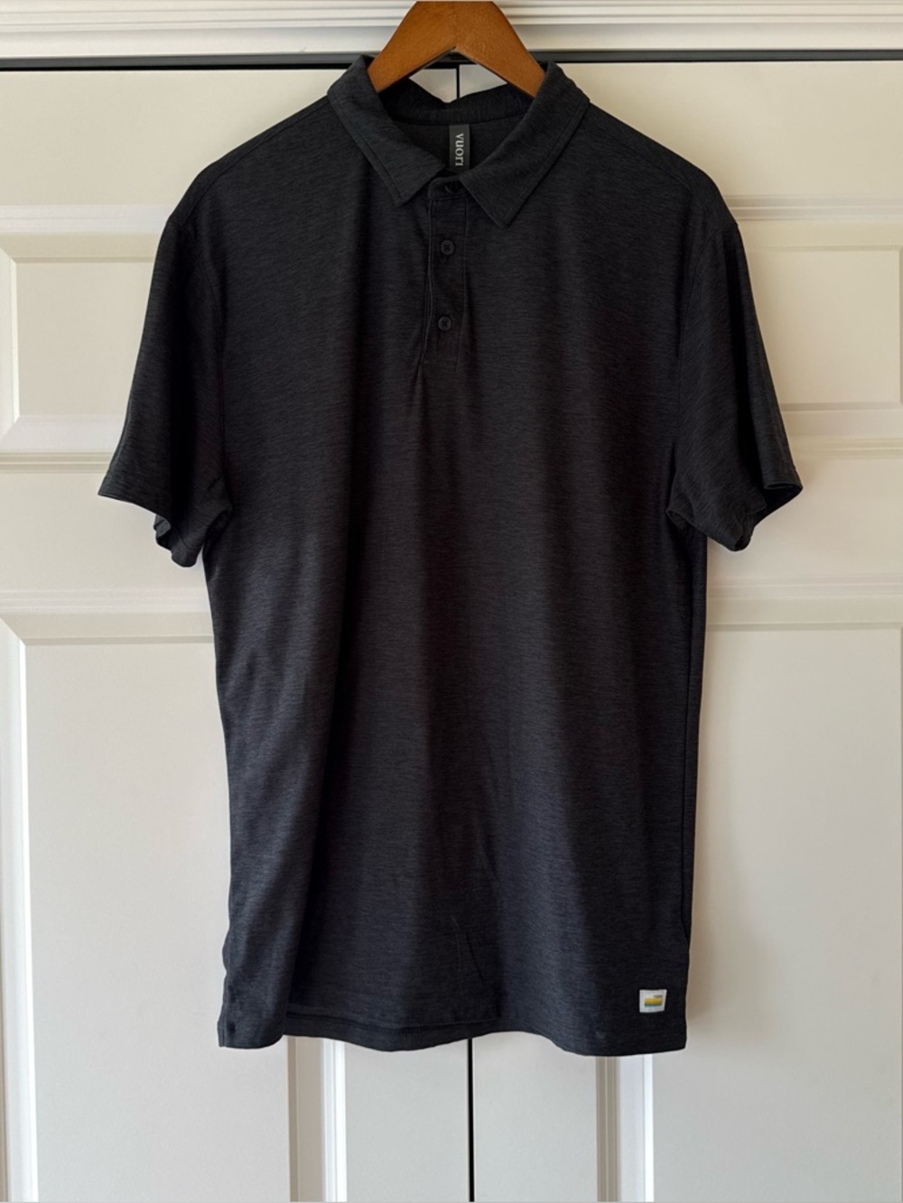 Vuori Strato Tech Polo Charcoal Heather Mens Medium (Charcoal Heather)